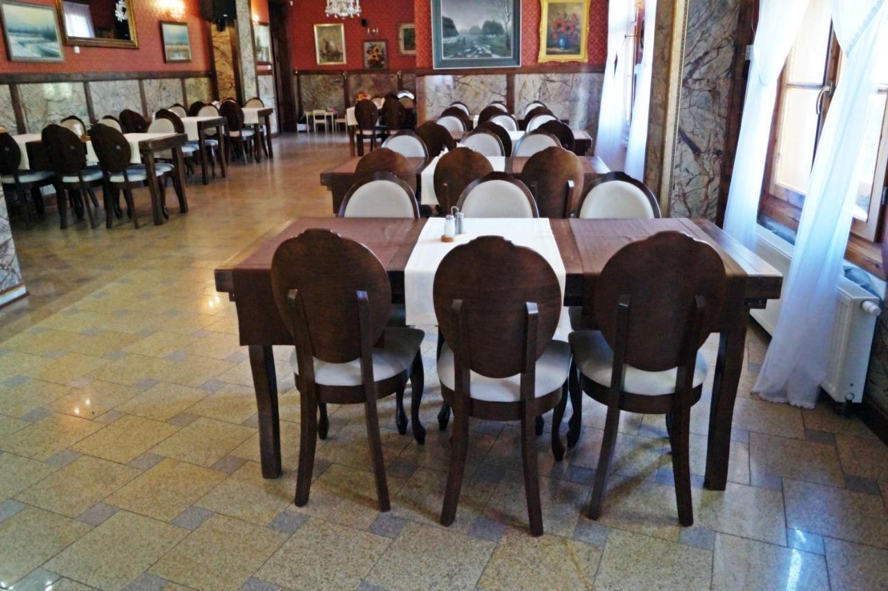 Noclegi Przy Restauracji Klemens Szczebrzeszyn Eksteriør billede